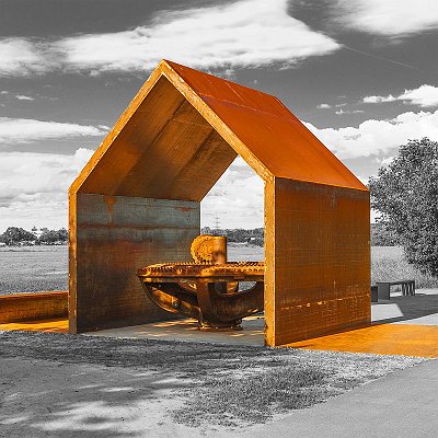 Sculpture Corten Patinax art building cover